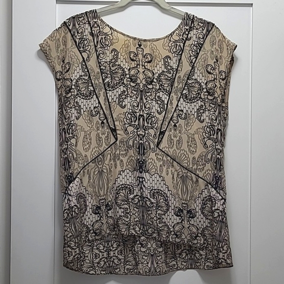 Anthropologie Silk Lace Print Short Sleeve Blouse Size M Black & Beige - Picture 2 of 8